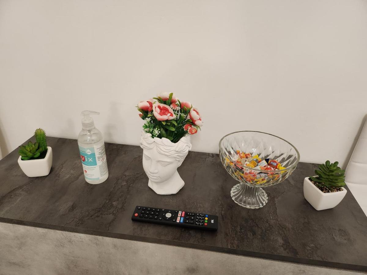 Apartament Sweet Night In Bari Zewnętrze zdjęcie